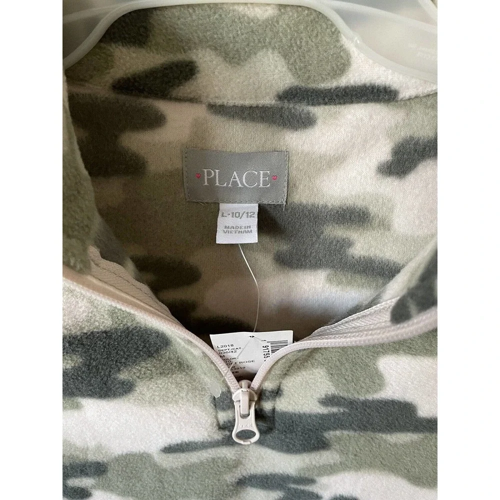 The Children’s Place Camo Long Sleeve Fleece 1/2 Zip Fleece Pullover Top Size 10